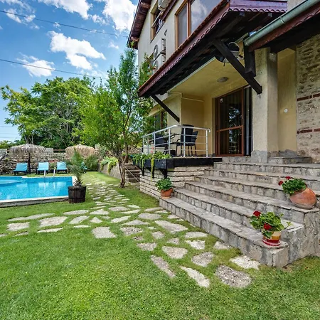 فيلة Komitata-pool And Jacuzzi