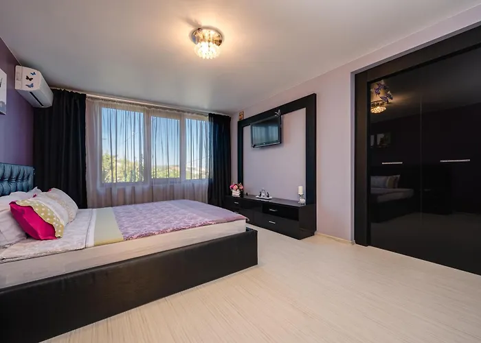 Komitata-pool And Jacuzzi فيلة