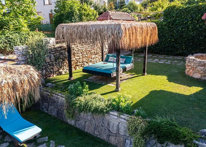 Komitata-pool And Jacuzzi فيلة