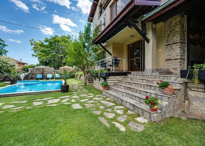 فيلة Komitata-pool And Jacuzzi