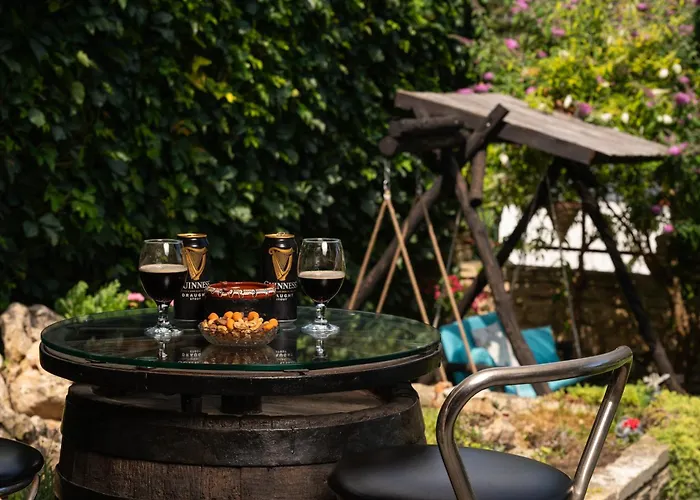 Komitata-pool And Jacuzzi فيلة