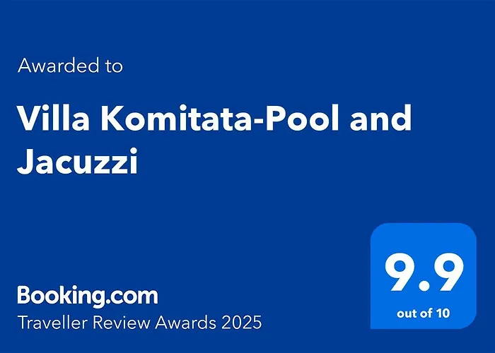 فيلة Komitata-pool And Jacuzzi بالشيك