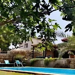 Villa Komitata-pool And Jacuzzi Balchik