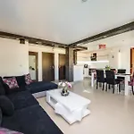 Villa Komitata-pool And Jacuzzi Balchik