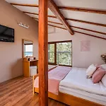 Komitata-pool And Jacuzzi Villa *