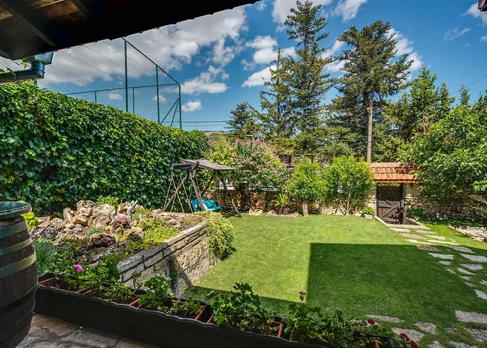 Komitata-pool And Jacuzzi Villa *